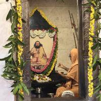 Shodashopachara Puja at Shri Guru Paduka Sannidhih of HH Parijnanashram Swamiji III; Picture Courtesy Shri Jaikishan Kandlur