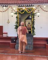 Shodashopachara Puja at Shri Guru Paduka Sannidhih of HH Parijnanashram Swamiji III; Picture Courtesy Shri Jaikishan Kandlur