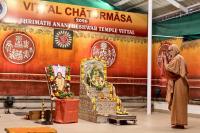 Shri Shiva Pujana by HH Swamiji; Picture Courtesy Shri Jaikishan Kandlur