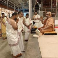 Teertha Vitarana; Picture Courtesy Shri Jaikishan Kandlur