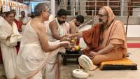 Teertha Vitarana; Picture Courtesy Shri Jaikishan Kandlur