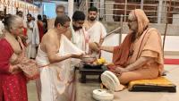 Teertha Vitarana; Picture Courtesy Shri Jaikishan Kandlur