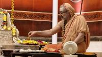 Shri Devi Pujana by HH Swamiji; Picture Courtesy Shri Jaikishan Kandlur