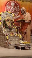 Shri Devi Pujana by HH Swamiji; Picture Courtesy Shri Jaikishan Kandlur