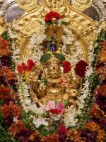 Shri Devi Pujana by HH Swamiji; Picture Courtesy Shri Abhishek Pai