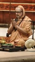 Shri Shiva Pujana by HH Swamiji; Picture Courtesy Shri Jaikishan Kandlur