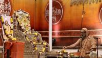 Shri Shiva Pujana by HH Swamiji; Picture Courtesy Shri Jaikishan Kandlur