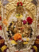 Shri Shiva Pujana by HH Swamiji; Picture Courtesy Shri Abhishak Pai