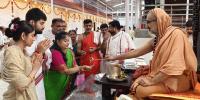 Teertha Vitarana; Picture Courtesy Shri Jaikishan Kandlur