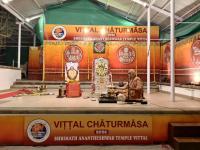 Shri Shiva Pujana by HH Swamiji; Picture Courtesy Shri Jaikishan Kandlur