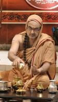Shri Devi Pujana by HH Swamiji; Picture Courtesy Shri Jaikishan Kandlur