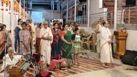 Shri Shiva Pujana by HH Swamiji; Picture Courtesy Shri Jaikishan Kandlur