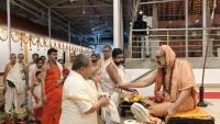 Teertha Vitarana; Picture Courtesy Shri Jaikishan Kandlur