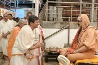 Teertha Vitarana; Picture Courtesy Shri Jaikishan Kandlur
