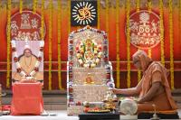 Pujana by HH Swamiji