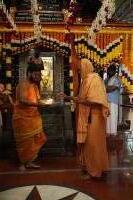 Arrival of HH Swamiji; Picture courtesy Smt. Sanjana Bantwal