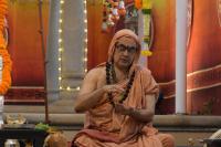 Mandala Puja & Shri Vedavyasa Puja by HH Swamiji; Picture courtesy Shri Abhinav Kalla