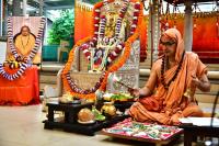 Mandala Puja & Shri Vedavyasa Puja by HH Swamiji; Picture courtesy Shri Sadashiv Bana