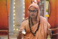 Mandala Puja & Shri Vedavyasa Puja by HH Swamiji; Picture courtesy Shri Abhinav Kalla
