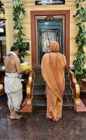 documents/gallery/Deva_Darshan_and_Jalabhisheka_at_Guru_Math,_Mallapur_by_HH_Swamiji_30_Sep_2024/01.jpg