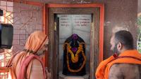H.H. Swamiji at Vyas Ashram Camp, Haridwar (24 Feb 2023)