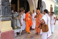 H. H. Shrimad Vidyadheesh Teerth Shripad Vader Swamiji's visit to SCM Shirali