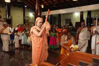 HH Swamiji arriving at Guru Math, Mallapur on 12th February 2021 for the Punar Pratishtha ceremonies (14th of Feb 2021).