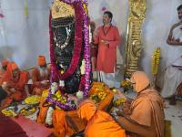 HH Swamiji's visit to Kacholi on the Punar Prakatya Divas of HH Swami Ishwaranand Giriji Maharaj (20 Nov 2024) Pic Courtesy: Shri Shashank Udyawer