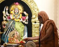 Shri Devi Pujana by HH Swamiji; Picture Courtesy Shri Abhinav Kalla