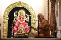 Shri Devi Pujana by HH Swamiji; Picture Courtesy Shri Abhinav Kalla