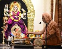Shri Devi Pujana by HH Swamiji; Picture Courtesy Shri Abhinav Kalla