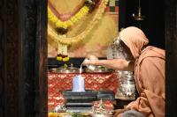 Jalabhisheka by HH Swamiji; Picture Courtesy Shri Abhinav Kalla
