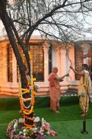 Shami Pujana by HH Swamiji; Picture Courtesy Shri Dinesh Karkal