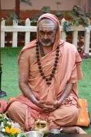 Shami Pujana by HH Swamiji; Picture Courtesy Shri Abhinav Kalla