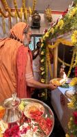 Visit by HH Swamiji to Veera Jataka Bhajana Mandir, Tengingundi (3 April 2023)