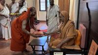 Phalsamarpan and partaking of mantrakshat